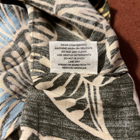 Omika Billie Midi Dress - Picture 14 of 16